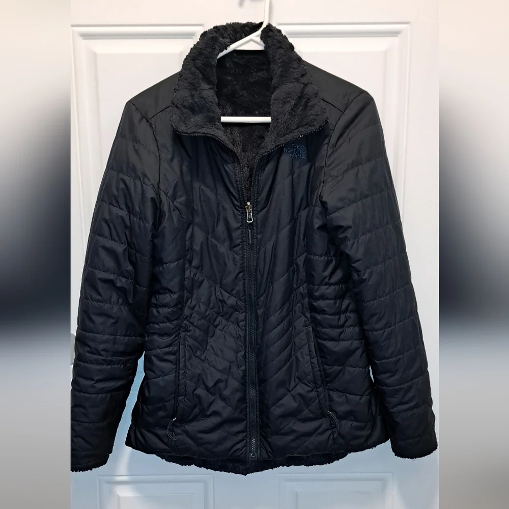 Women's North Face reversible dark blue inner and outer jacket, fuzzy inside, MD - Picture 1 of 8